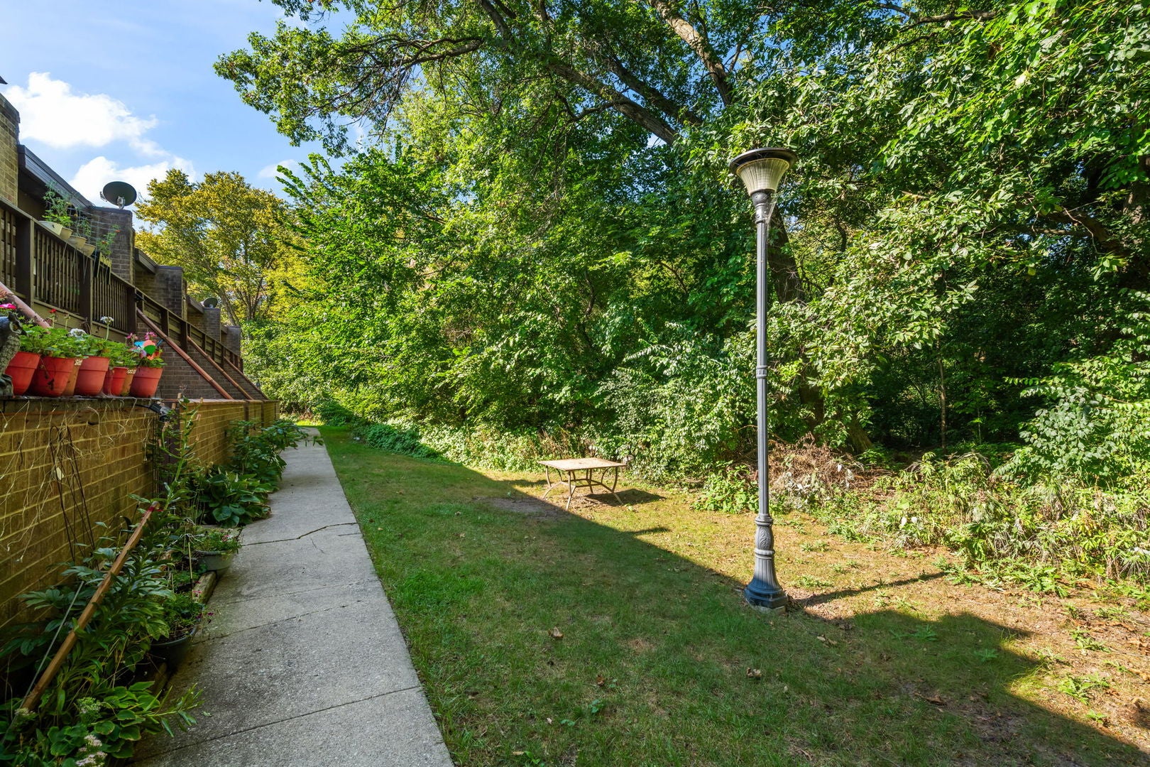 607 Kenneth Circle