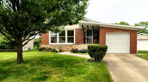 Photo of 5065 Lamb Drive, Oak Lawn, IL 60453 (MLS # 12672300)