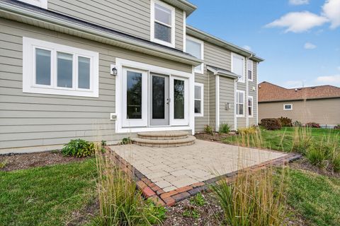 Tiny photo for 693 Slate Run, Elgin, IL 60124 (MLS # 12505578)