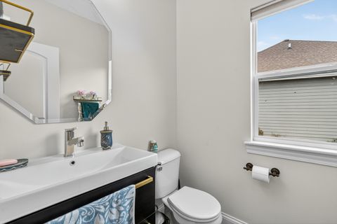 Tiny photo for 693 Slate Run, Elgin, IL 60124 (MLS # 12505578)