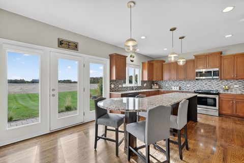 Tiny photo for 693 Slate Run, Elgin, IL 60124 (MLS # 12505578)