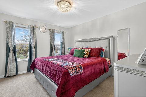 Tiny photo for 693 Slate Run, Elgin, IL 60124 (MLS # 12505578)