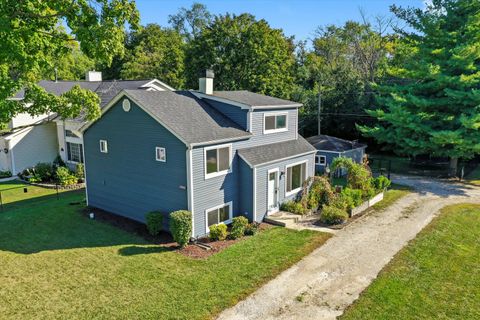 Tiny photo for 27W120 Williams Street, Winfield, IL 60190 (MLS # 12484724)
