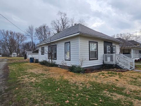 Tiny photo for 724 Park Avenue, Mt Vernon, IL 62864 (MLS # 12589938)
