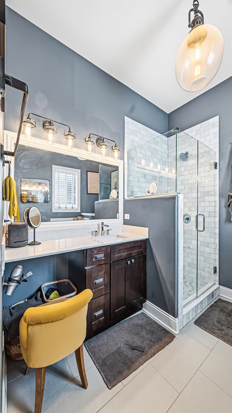 Tiny photo for 4147 S Wallace Street, Chicago, IL 60609 (MLS # 12664566)