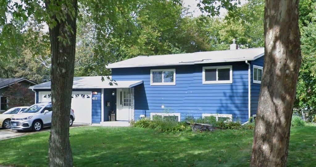 Photo for 411 Gayle Avenue, DeKalb, IL 60115 (MLS # 12486816)