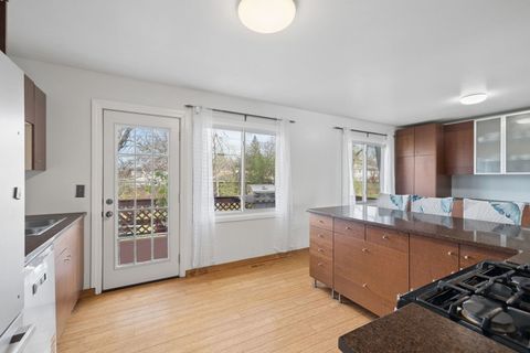 Tiny photo for 933 S Iowa Avenue, Addison, IL 60101 (MLS # 12621933)