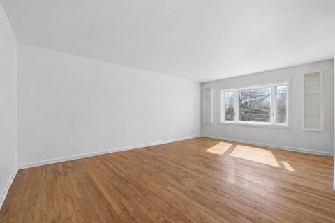 Tiny photo for 933 S Iowa Avenue, Addison, IL 60101 (MLS # 12621933)