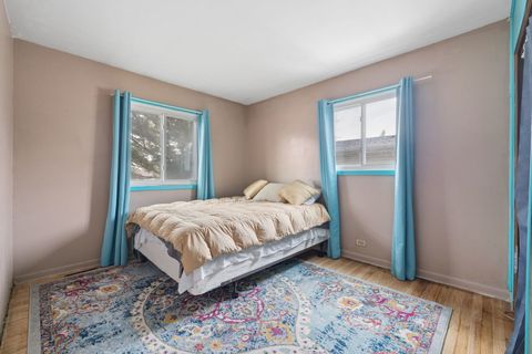 Tiny photo for 933 S Iowa Avenue, Addison, IL 60101 (MLS # 12621933)