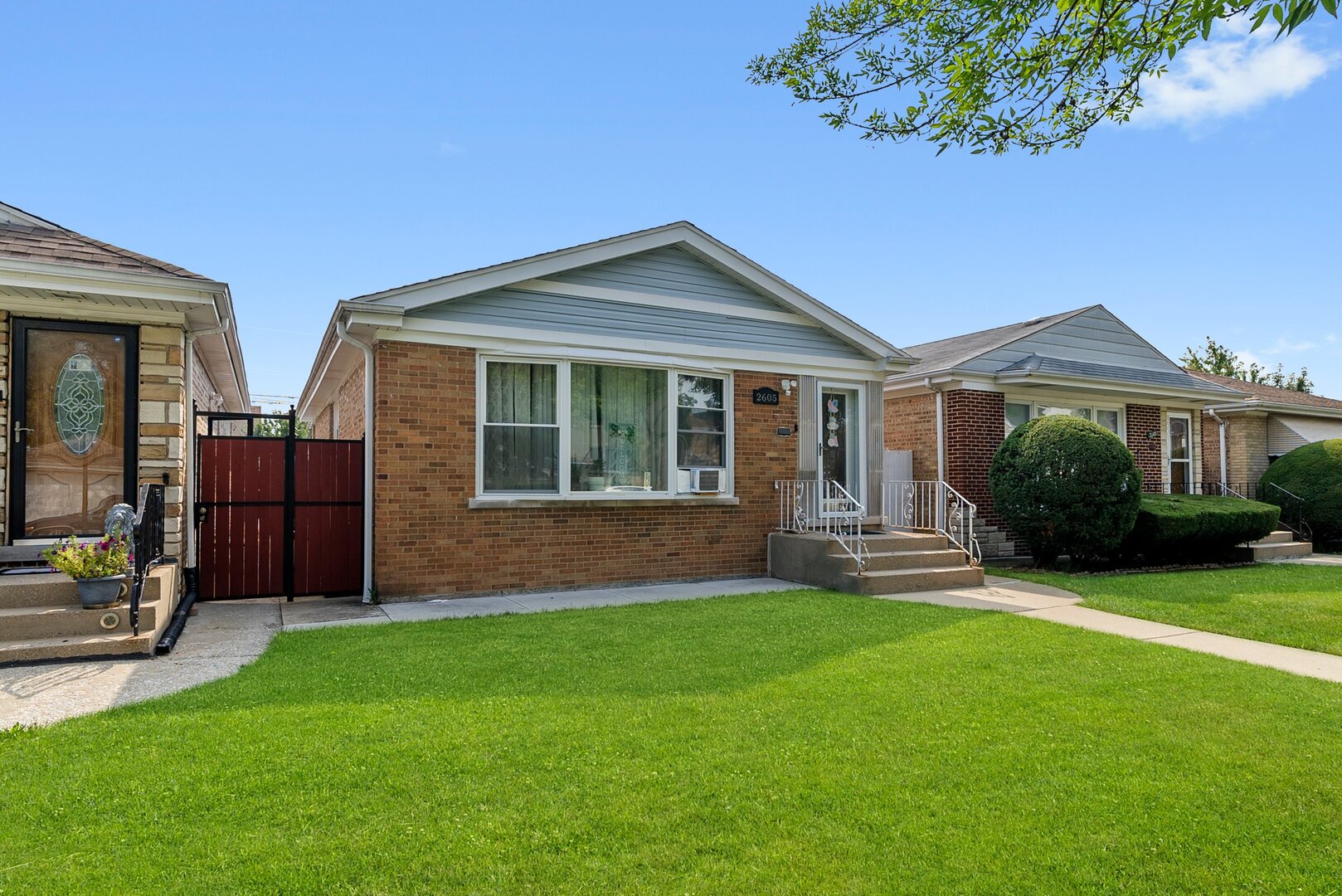 2605 N Menard Avenue