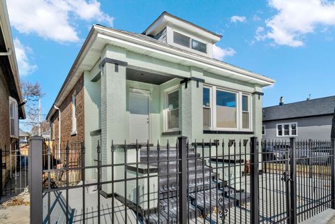 Tiny photo for 1444 W 72nd Place, Chicago, IL 60636 (MLS # 12537980)