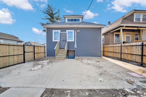 Tiny photo for 1444 W 72nd Place, Chicago, IL 60636 (MLS # 12537980)