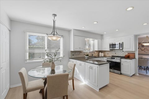 Tiny photo for 4568 Lindenwood Lane, Northbrook, IL 60062 (MLS # 12772520)