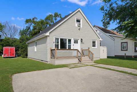 Photo of 16612 Geneva Drive, Harvey, IL 60426 (MLS # 12715263)