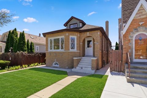 Tiny photo for 5853 W Newport Avenue, Chicago, IL 60634 (MLS # 12630762)