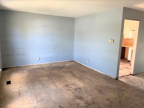 Tiny photo for 28 Chaucer Lane, Streamwood, IL 60107 (MLS # 12481389)
