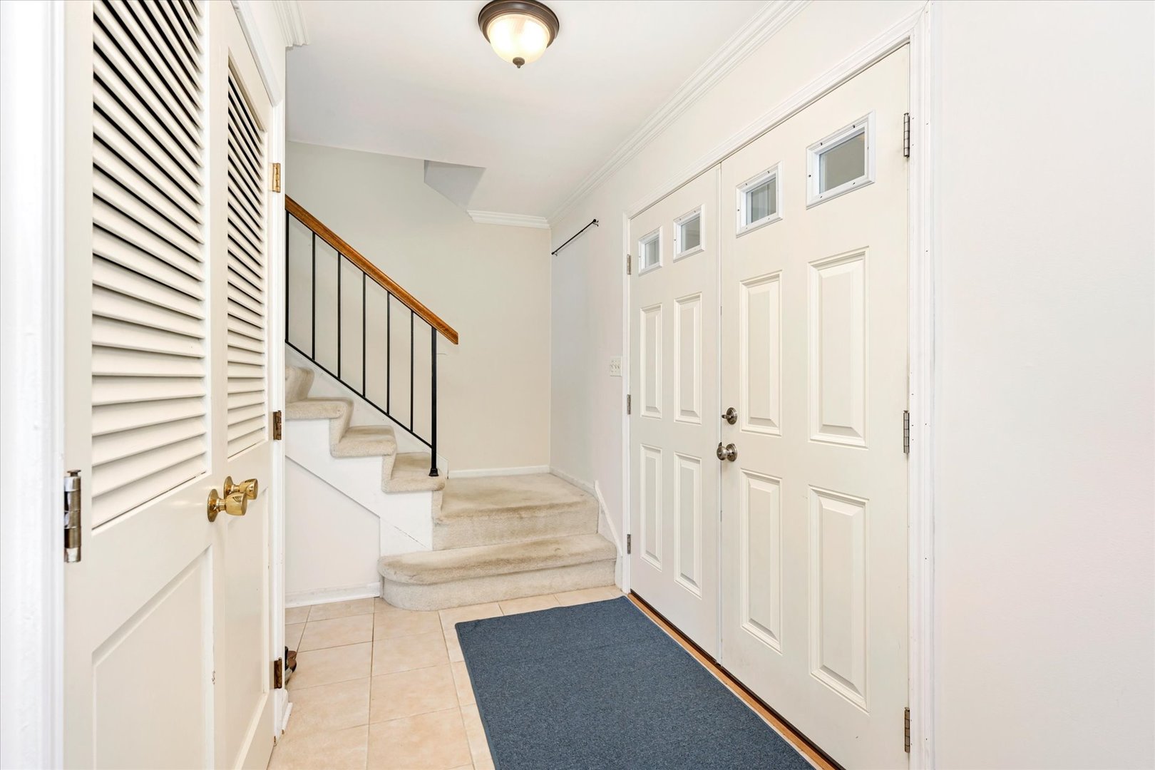 766 Oakwood Drive