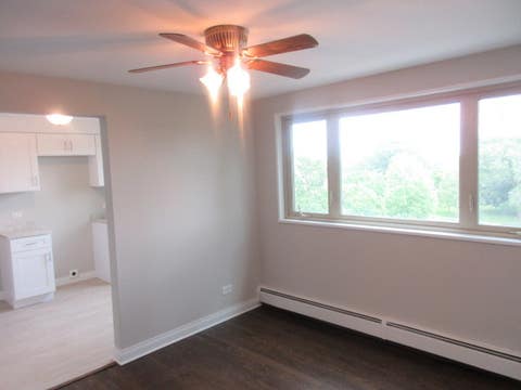 Tiny photo for 2012 W 111th Street #3S, Chicago, IL 60643 (MLS # 12414566)