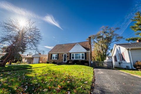 Tiny photo for 218 S Fairfield Avenue, Lombard, IL 60148 (MLS # 12540221)