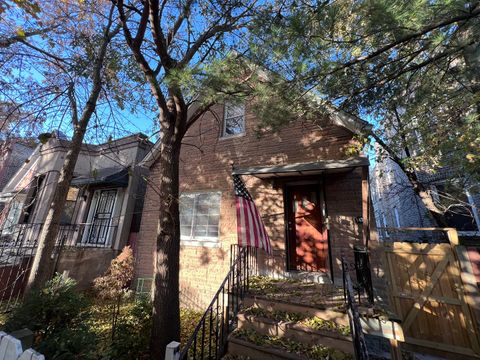 Photo of 1430 N Avers Avenue, Chicago, IL 60651 (MLS # 12516407)