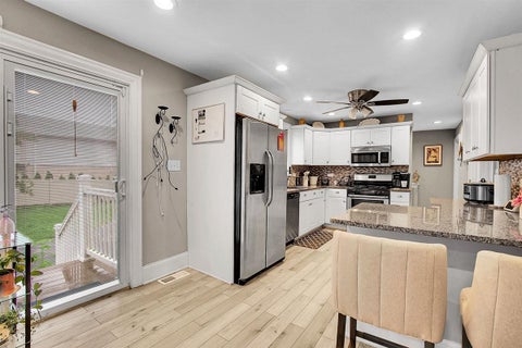 Tiny photo for 1720 63rd Street, Downers Grove, IL 60516 (MLS # 12774364)