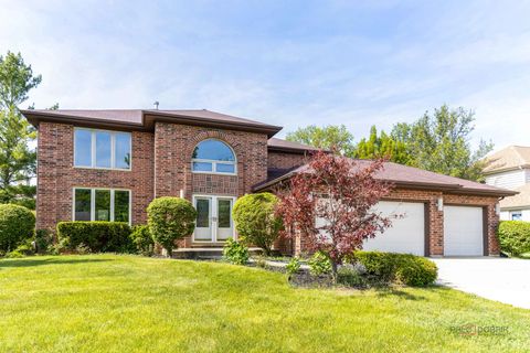 Property photo of 810 Edgemere Road, Buffalo Grove, IL 60089