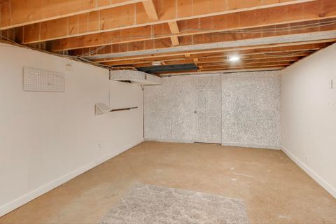 Tiny photo for 4665 W Peterson Avenue, Chicago, IL 60646 (MLS # 12506266)