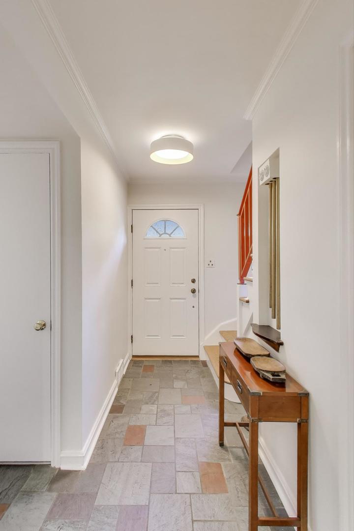 4665 W Peterson Avenue