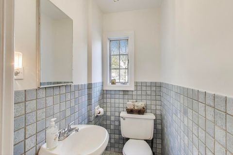 Tiny photo for 4665 W Peterson Avenue, Chicago, IL 60646 (MLS # 12506266)