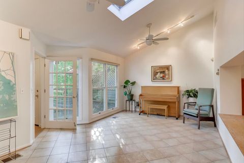 Tiny photo for 4665 W Peterson Avenue, Chicago, IL 60646 (MLS # 12506266)