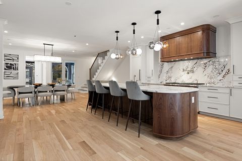 Tiny photo for 3711 N Magnolia Avenue, Chicago, IL 60613 (MLS # 12615546)