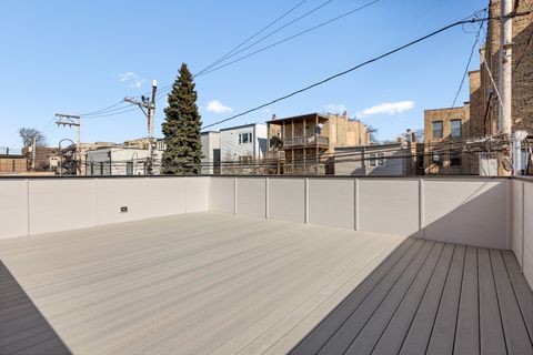 Tiny photo for 3711 N Magnolia Avenue, Chicago, IL 60613 (MLS # 12615546)