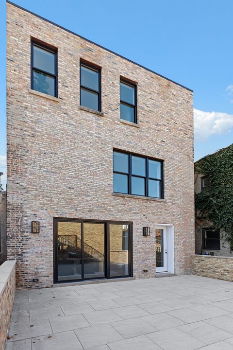 Tiny photo for 3711 N Magnolia Avenue, Chicago, IL 60613 (MLS # 12615546)