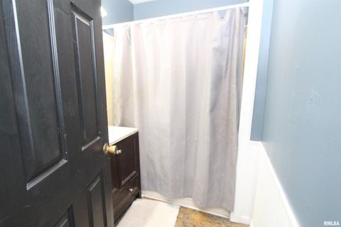 Tiny photo for 621 6TH Street, Camanche, IA 52730 (MLS # QC4268881)