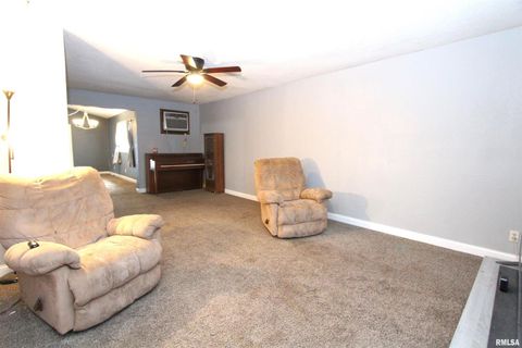 Tiny photo for 621 6TH Street, Camanche, IA 52730 (MLS # QC4268881)