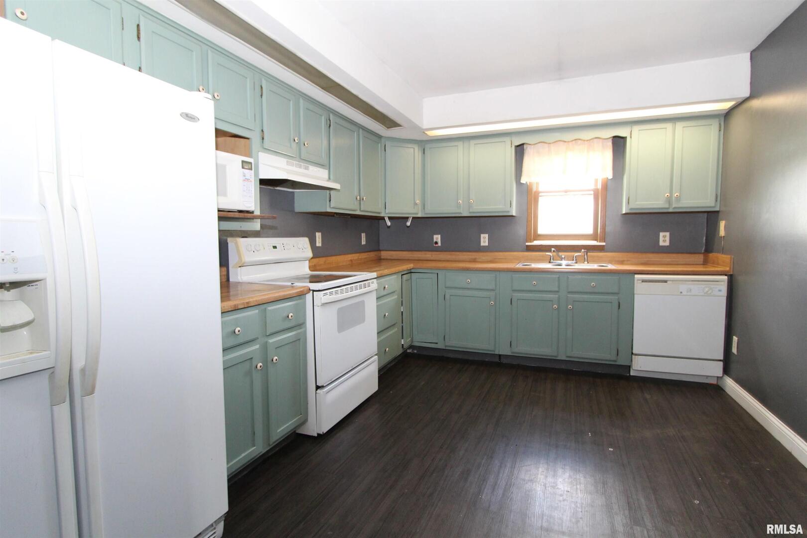 621 6TH Street