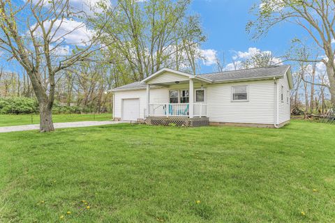 Photo of 1968 S Baltimore Avenue, Decatur, IL 62521 (MLS # 12334340)