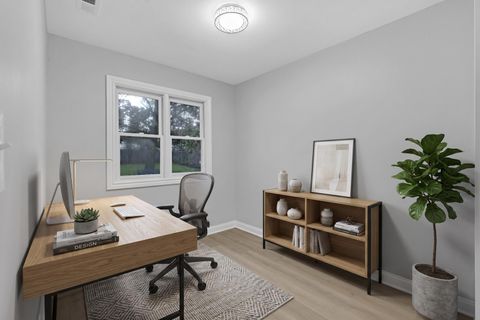 Tiny photo for 15 Johnathan Road, Lake Zurich, IL 60047 (MLS # 12656595)
