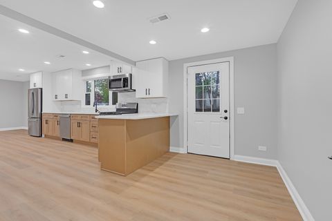 Tiny photo for 15 Johnathan Road, Lake Zurich, IL 60047 (MLS # 12656595)