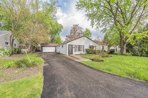 Tiny photo for 15 Johnathan Road, Lake Zurich, IL 60047 (MLS # 12656595)