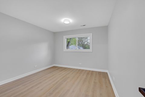 Tiny photo for 15 Johnathan Road, Lake Zurich, IL 60047 (MLS # 12656595)