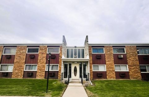 1313 S Rebecca Road 209 Lombard IL 60148
