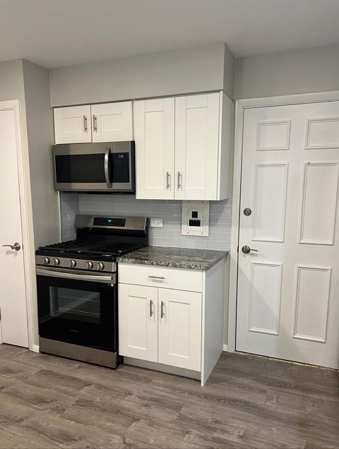 Tiny photo for 1313 S Rebecca Road #209, Lombard, IL 60148 (MLS # 12641132)