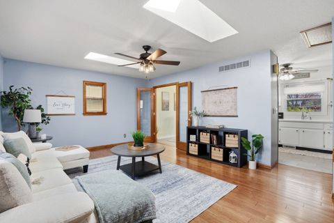 Tiny photo for 2909 Linden Lane, Bettendorf, IA 52722 (MLS # 12614778)