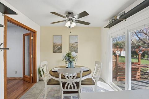 Tiny photo for 2909 Linden Lane, Bettendorf, IA 52722 (MLS # 12614778)