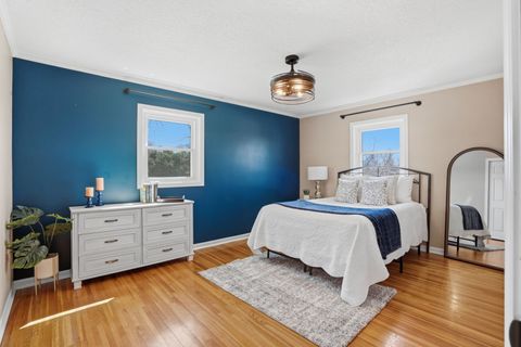 Tiny photo for 2909 Linden Lane, Bettendorf, IA 52722 (MLS # 12614778)