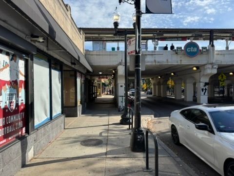 1122 W Thorndale Avenue Chicago IL 60660