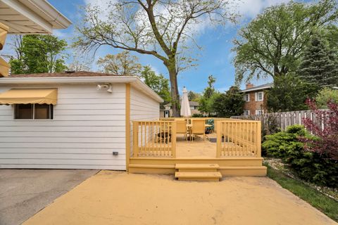 A home in Des Plaines