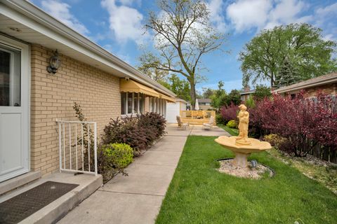 A home in Des Plaines