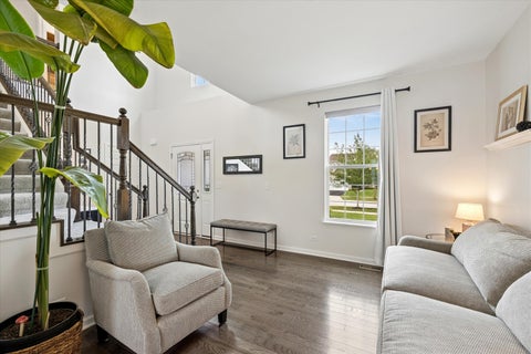 Tiny photo for 1979 Newberry Lane, Hoffman Estates, IL 60192 (MLS # 12759319)